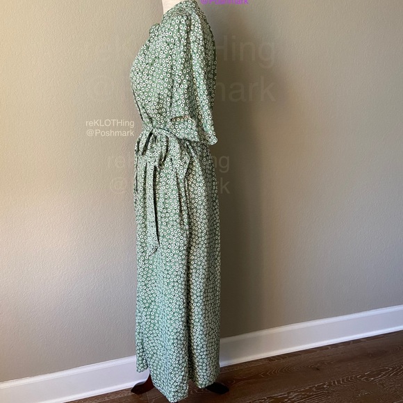 ❌SOLD❌ Floral Green/White Tie-Belt Midi Dress - Picture 4 of 12